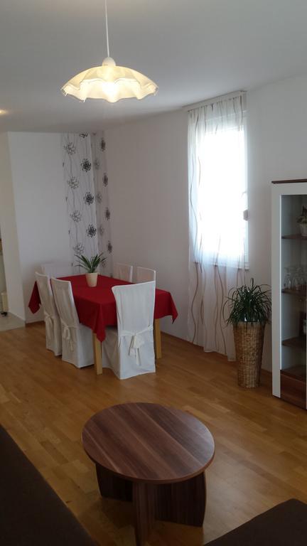 Apartment Kristijan Makarska Szoba fotó